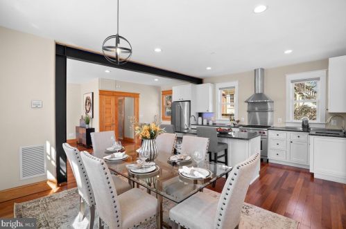 7105 Carroll Ave, Silver Spring MD 20912-4637 exterior