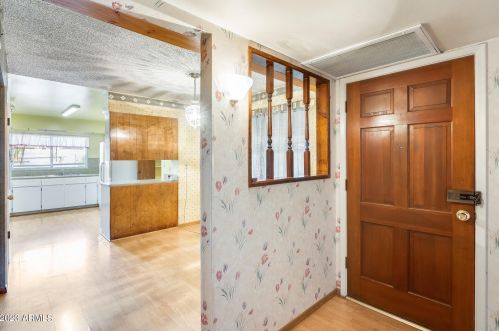 10632 36 Ave, Phoenix AZ 85053-4612 exterior