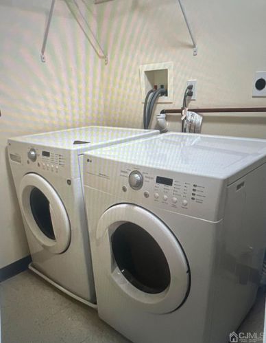 41 Dartmouth Way, New Brunswick NJ 08902-4289 exterior