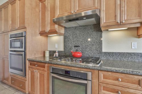 797 Hildebrand Cir, Folsom CA 95630-6309 exterior