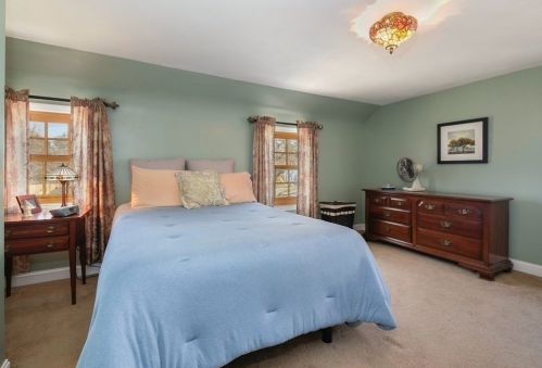 119 Bridle Path Rd, Springfield MA 01118-1846 exterior