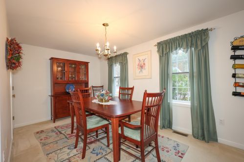 62 Primrose Ln, Concord NH 03303-2025 exterior