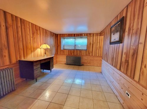 829 34 St, Chicago IL 60608-6703 exterior