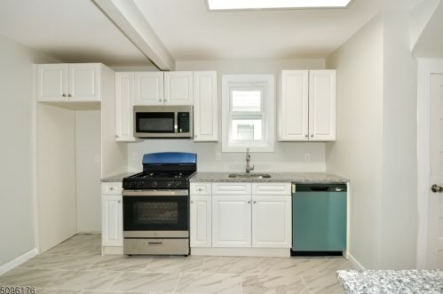 1433 Clinton Ave, Irvington NJ 07111-4247 exterior