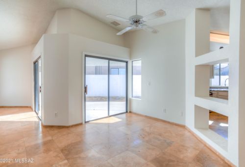 5125 Condor Dr, Tucson AZ 85742-9405 exterior