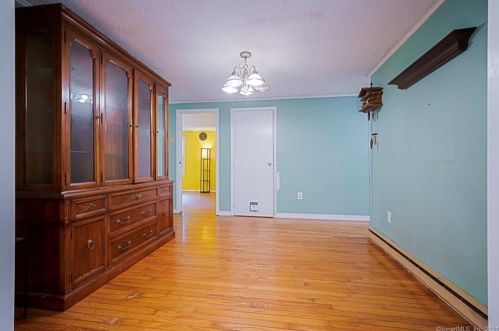 81 Rte 80, Deep River CT 06419-1429 exterior