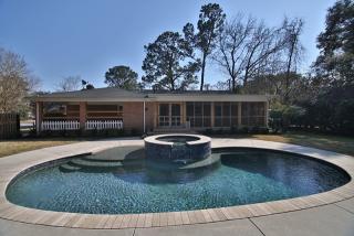 1204 Kensington Dr, Charleston, SC 29407-7735