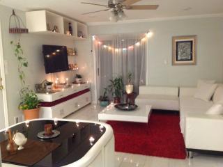 63 Canterbury Ct, Piscataway NJ  08854-6209 exterior