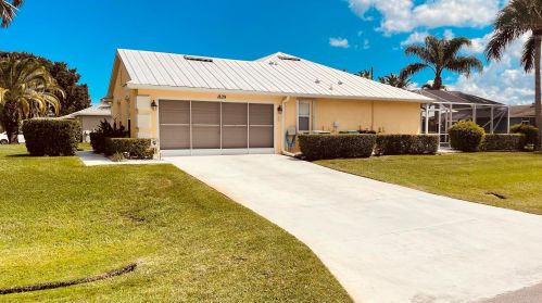 1829 Hickock Ter, Fort Pierce FL  34953-1114 exterior