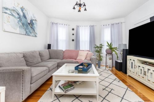 131 Cleveland St, New Britain CT  06053-4008 exterior