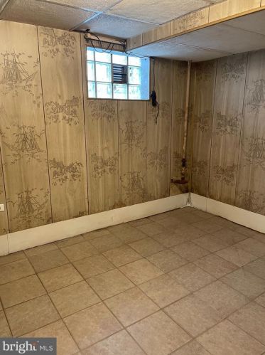 224 27 St, Camden NJ 08105-3927 exterior