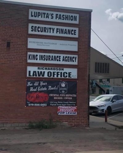 1047 Austin St, Hempstead TX  77445-4516 exterior