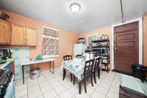 5346 Washtenaw Ave, Chicago IL  60625-3415 exterior