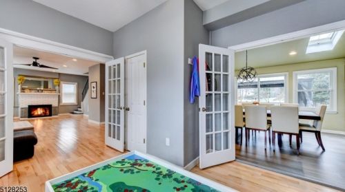 59 Mountainview Ave, Nutley NJ 07110-2233 exterior