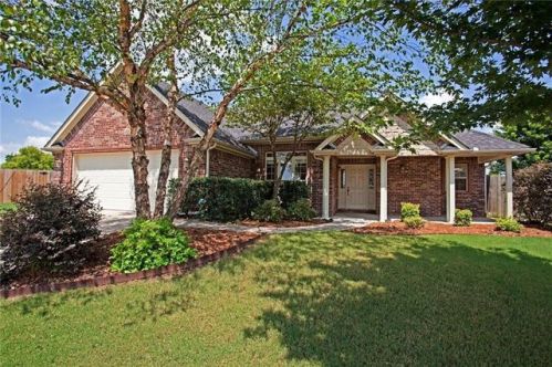 3000 Shiraz Ln, Springdale AR  72764-7816 exterior