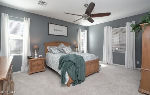 253 Jade Dr, Chandler AZ 85286-1646 exterior