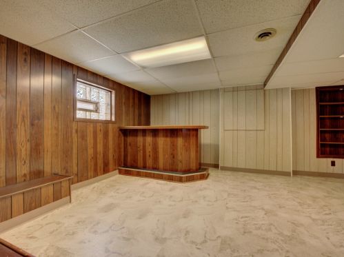 7704 Hoyne Ave, Chicago IL 60643-4039 exterior