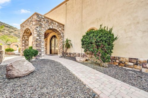 37316 29 Ave, Phoenix AZ 85086-0556 exterior