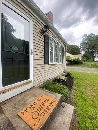 108 Prouty St, Springfield, MA 01119-2525