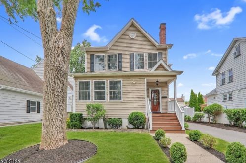 78 Benjamin St, Cranford NJ  07016-2622 exterior