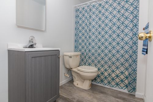 5555 2 St, Kalamazoo MI 49009-8576 exterior