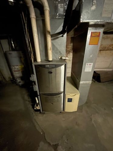 2436 Woodstock Ave, Pittsburgh PA 15218-2631 exterior