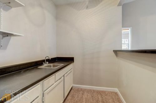 808 Stonemill Mnr, Lithonia GA 30058-8230 exterior