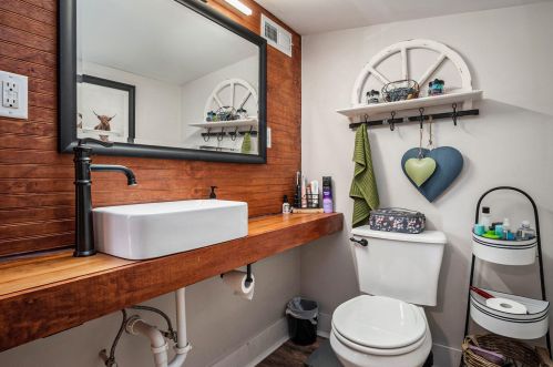 3881 Allegan Dm Rd, Allegan MI 49010-8930 exterior