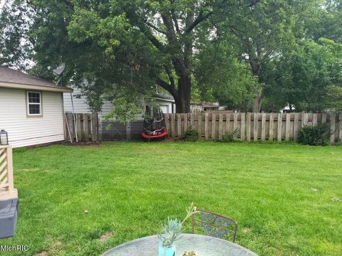 3638 Sheridan Dr, Meskegon MI 49444-4151 exterior