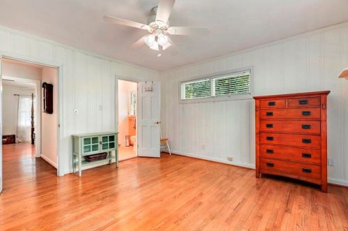 4815 Merlendale Ct, Atlanta GA 30327-3318 exterior