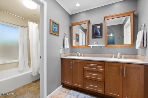 19444 Central Ave, Phoenix AZ 85004-2905 exterior