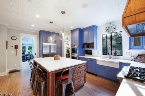 517 Clark St, Westfield NJ 07090-4012 exterior