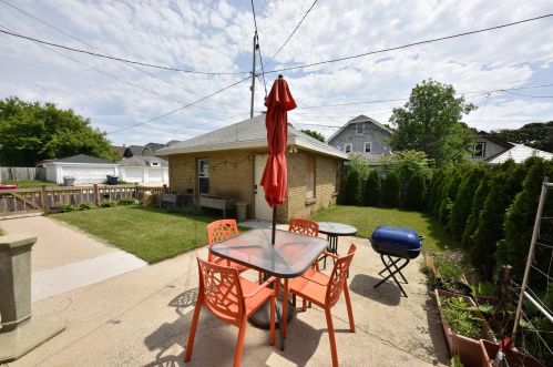 2376 56th St, Milwaukee WI  53219-2212 exterior