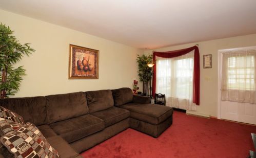 4117 Cherrywood Ln, Milwaukee, WI 53209-1003