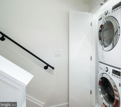 1304 20 St, Philadelphia PA 19140-5810 exterior