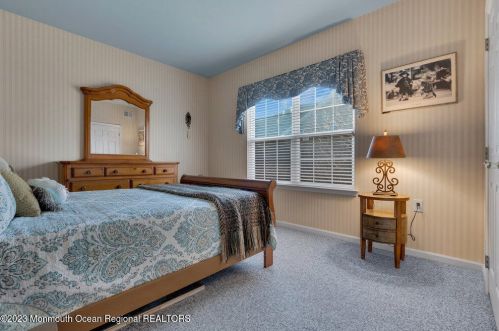 5 Barcelona Ct, Lakehurst NJ  08759-6060 exterior