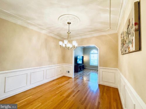 6020 Wescott Hills Way, Alexandria VA  22315-4748 exterior