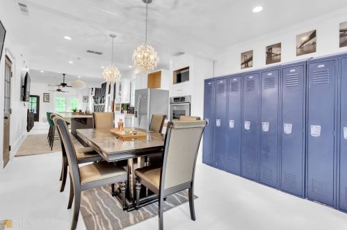 548 Holderness St, Atlanta GA 30310-1750 exterior