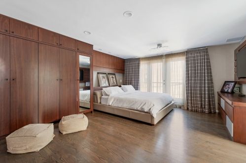 2056 Lincoln Ave, Chicago IL 60659-2314 exterior