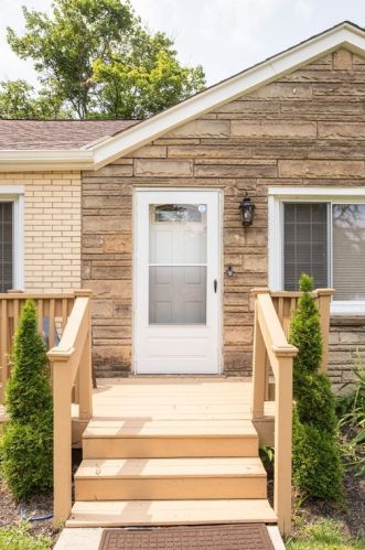 205 Dorseyville Rd, Pittsburgh, PA 15215-1007