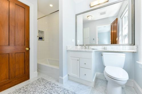 105 Myrtle St, Boston MA exterior