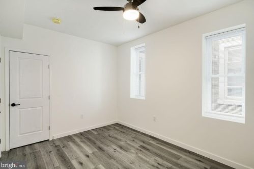 6019 Catharine St, Philadelphia PA 19147-2910 exterior