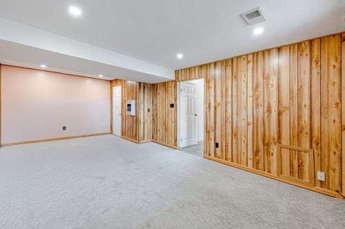 147 Cranbrooke Dr, Moon Twp PA  15108-9118 exterior