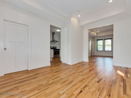 2052 Bingham St, Chicago IL  60647-4032 exterior