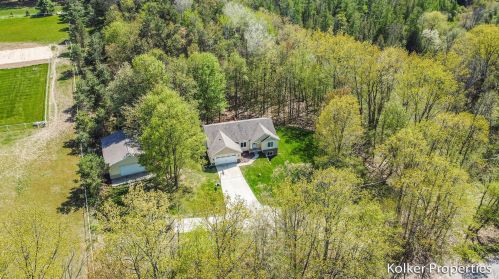 3470 Egner St, Cedar Springs MI 49319 exterior