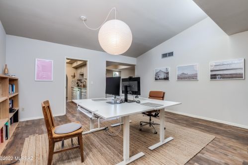 556 Dodge Blvd, Tucson AZ  85716-5162 exterior