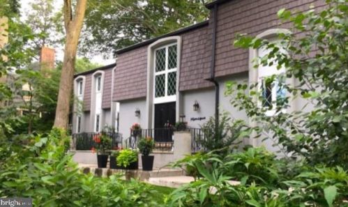 398 Lakeside Rd, Ardmore PA exterior