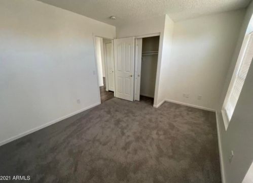 1782 Palm Beach Dr, Chandler AZ  85249-8716 exterior