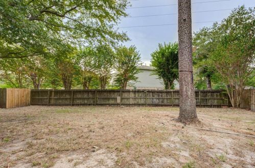 2018 Oak Shr Dr, Humble TX 77339-1724 exterior