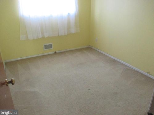 77 Argonne Ave, Trenton NJ 08620-1631 exterior